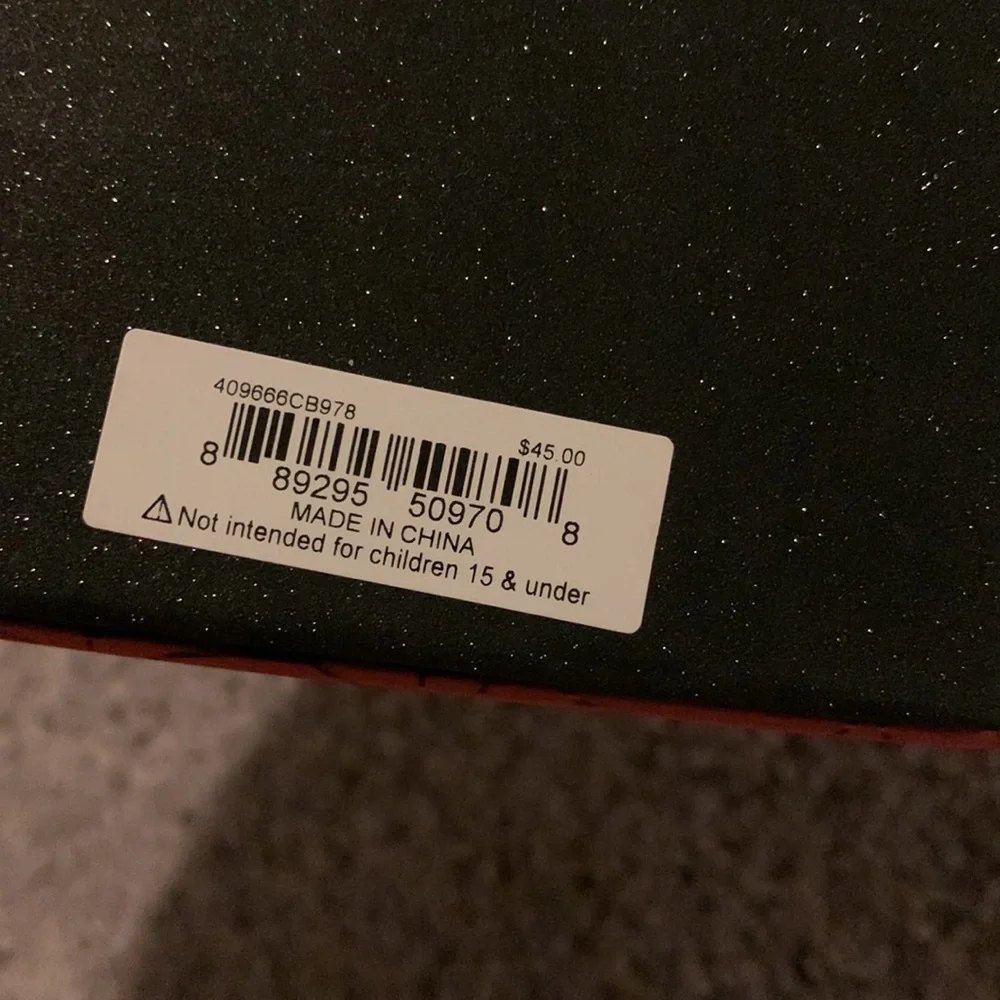 ‼️ LAST PAIR Betsey Johnson Mismatch Ghost Drop Earrings - Picture 5 of 12